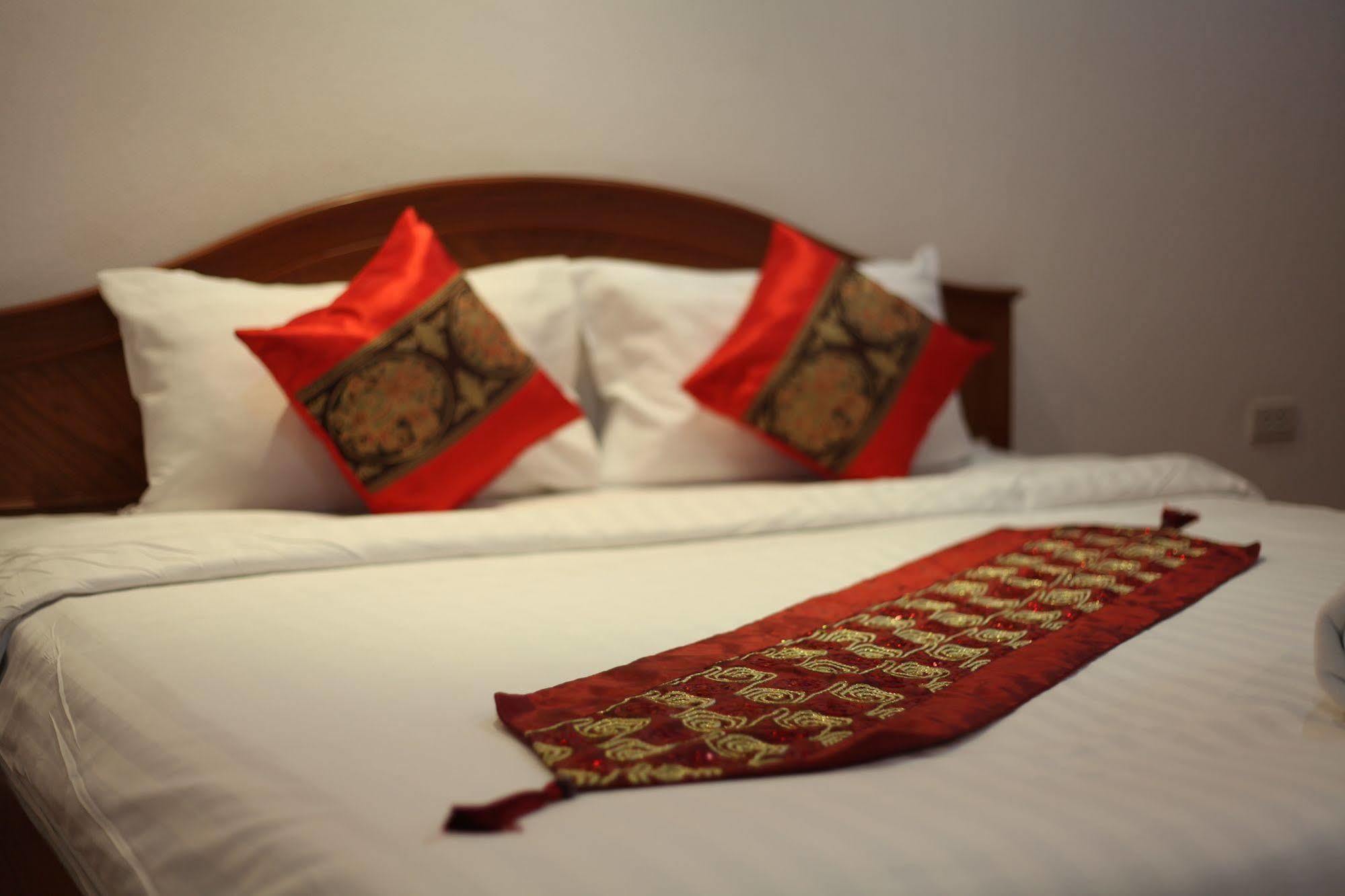 V Residence Hotel Chiang Mai Eksteriør billede