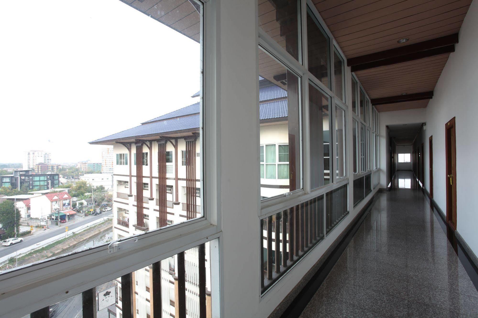 V Residence Hotel Chiang Mai Eksteriør billede